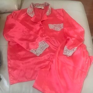 Victoria’s Secret Vintage Coral, Lace Pajama Set, Small